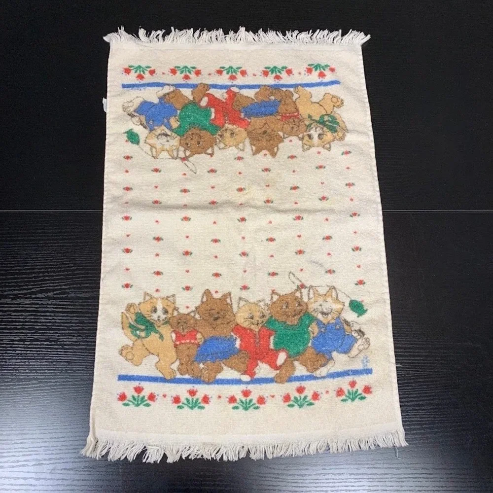 Vintage Cat Kittens Hand Towel Fringed 100% Cotton Made in USA Cottagecore